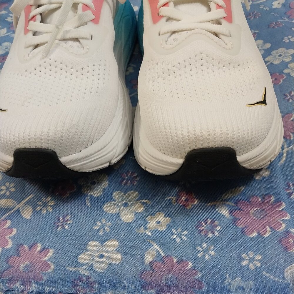 3280 HOKA One One Size 8 D Wide Anari 7. In Blue and White. Excellent Condition. - Picture 3 of 14